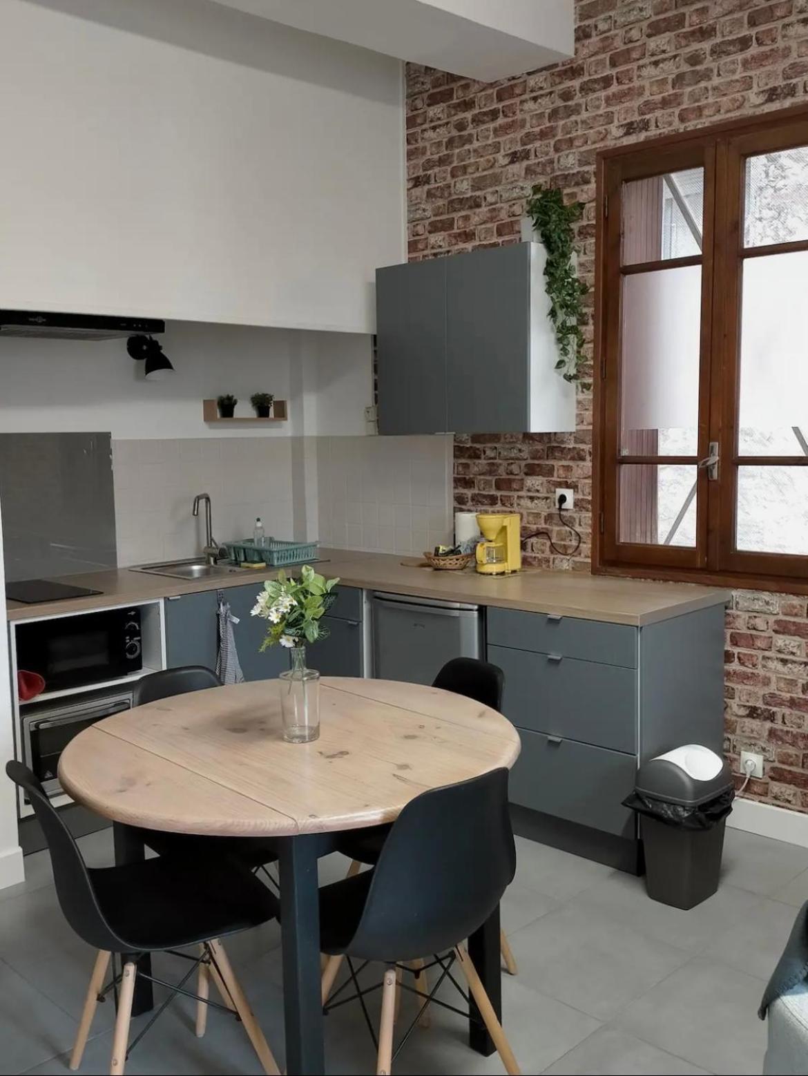 Appartement loft à 3 minutes à pied de la gare Perpignan Exterior foto
